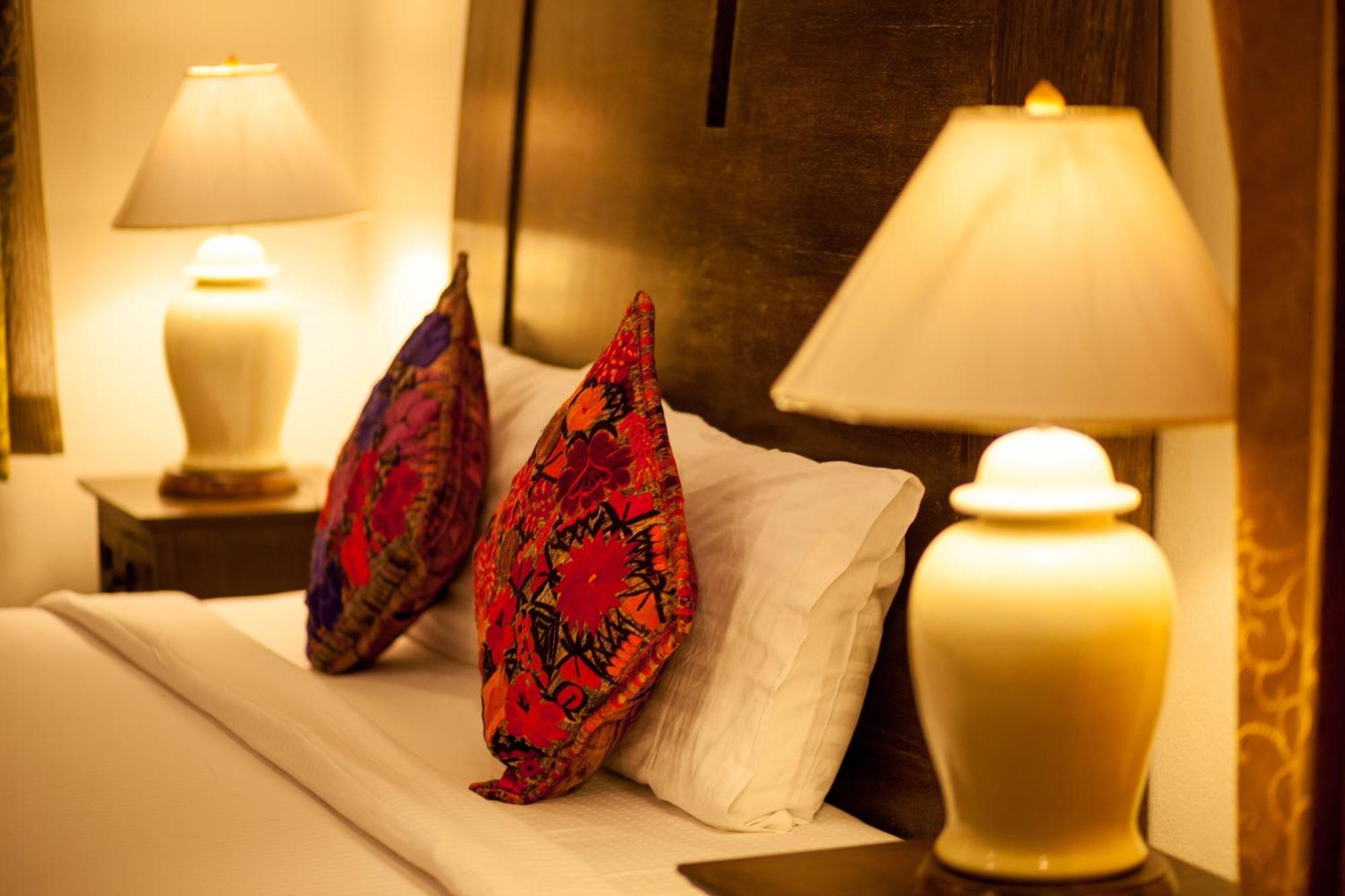 The Travellers Arms Otel Chiang Mai Dış mekan fotoğraf