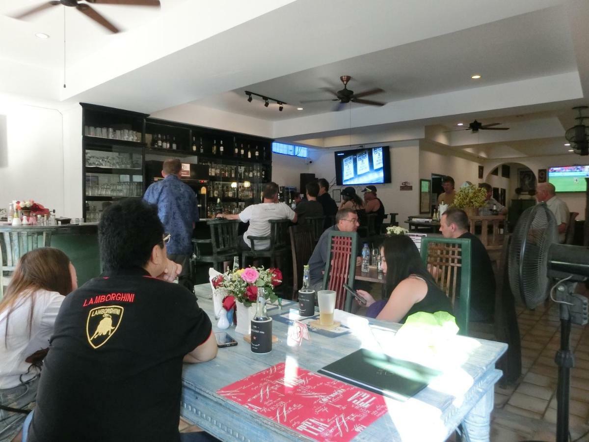 The Travellers Arms Otel Chiang Mai Dış mekan fotoğraf