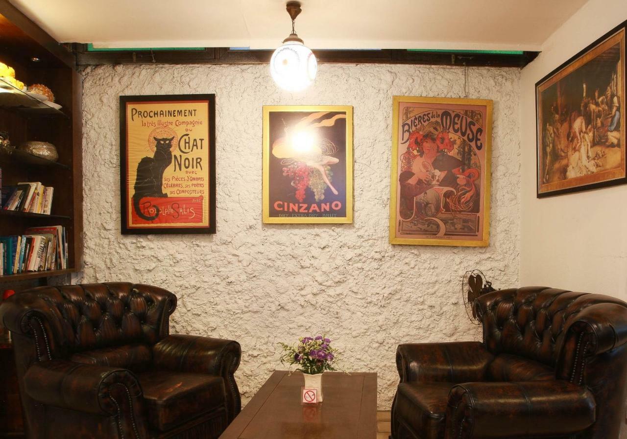 The Travellers Arms Otel Chiang Mai Dış mekan fotoğraf