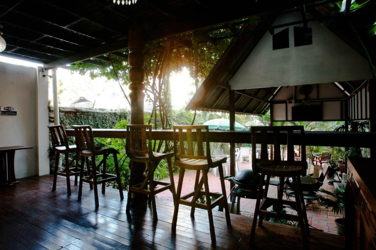 The Travellers Arms Otel Chiang Mai Dış mekan fotoğraf