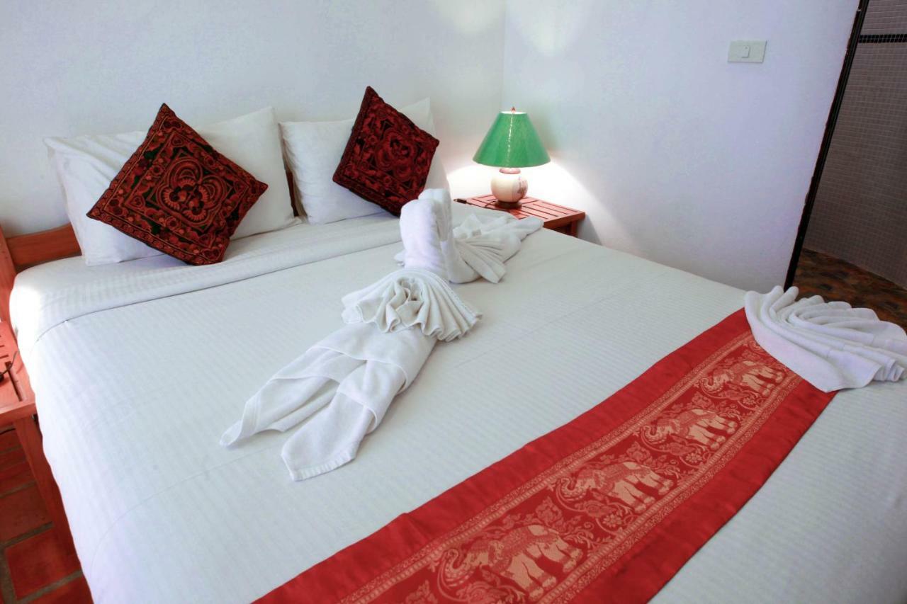 The Travellers Arms Otel Chiang Mai Dış mekan fotoğraf